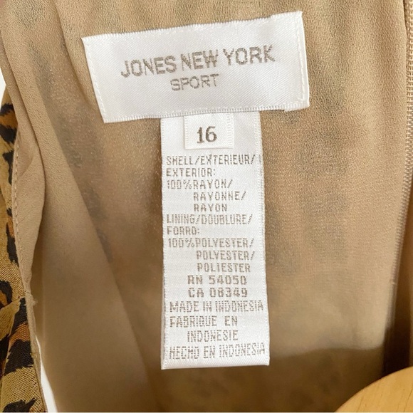 NWT Jones New York Sport Long Maxi Dress Leopard Animal Magnetism Print Size 16 - Picture 8 of 15